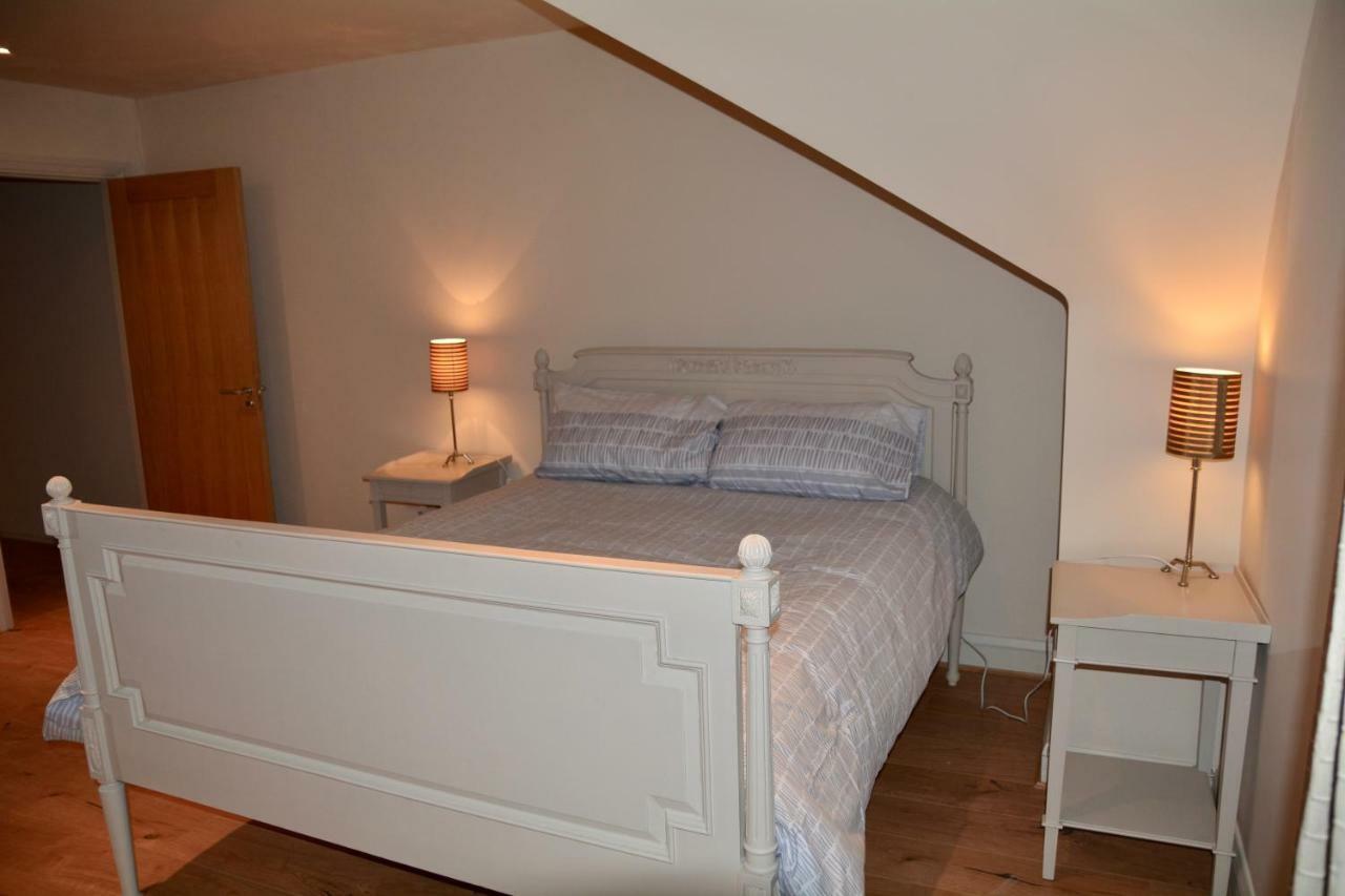 Apartment 3, Oakleigh House, Donnybrook Hill, Douglas Cork Kültér fotó